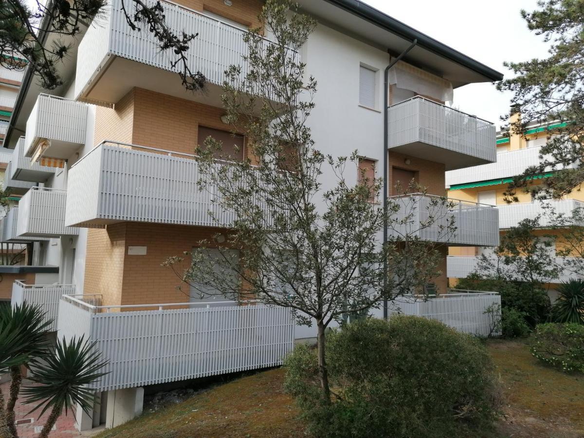 Condominio Rosa Lignano Sabbiadoro Exteriér fotografie